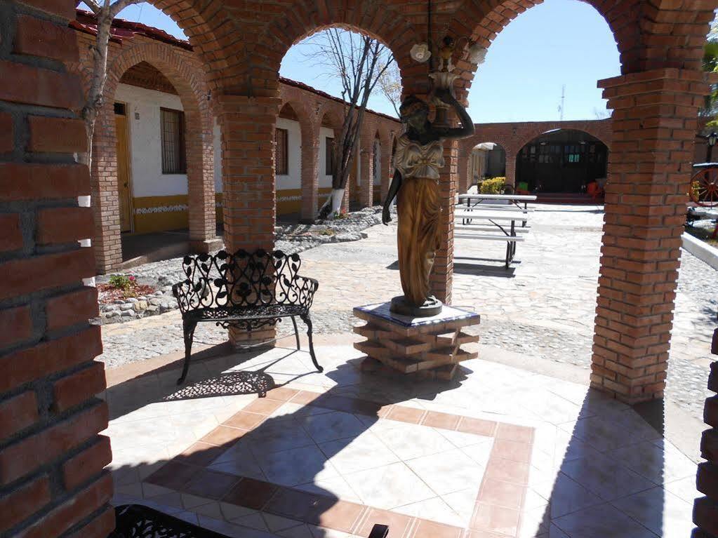 Hotel Santa Rosa General Cepeda Exterior photo